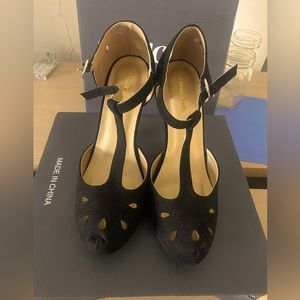 ModCloth Vintage Black Heels | Size 8